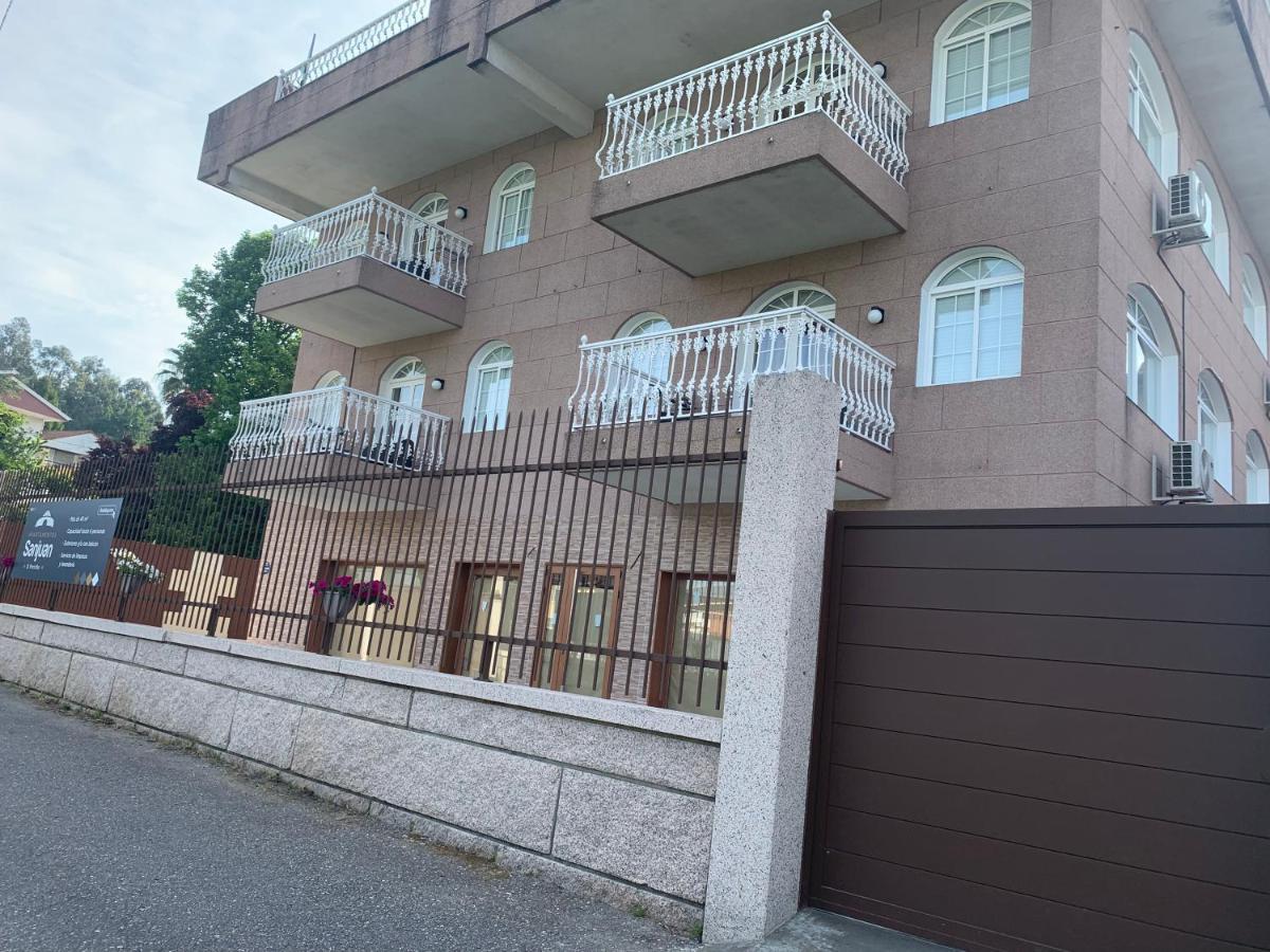 Apartamentos Sanjuan Porriño Екстериор снимка